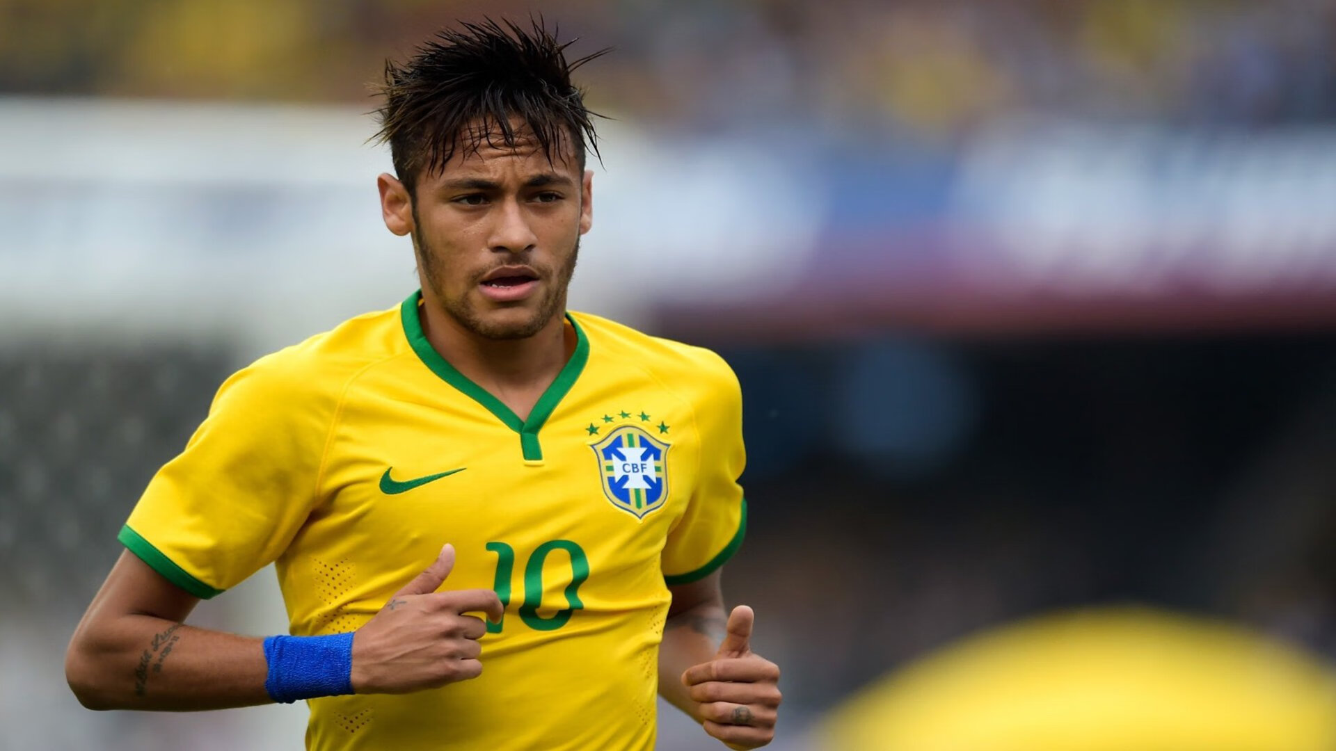 -公牛内线球员训练中展示极佳爆发力，公牛的球员